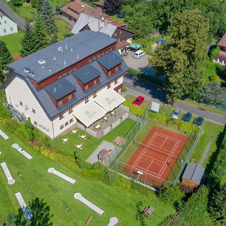 Hotel Toč Lipová-lázně Buitenkant foto