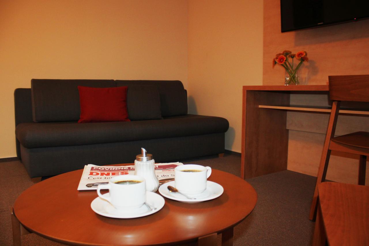 Hotel Toč Lipová-lázně Buitenkant foto
